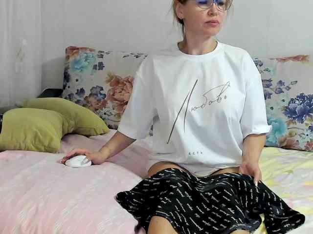 Lisa1225 webcam