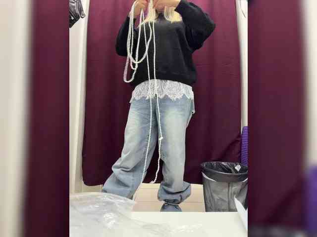 Lisa1225 webcam