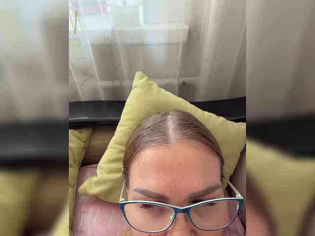 Lisa1225 webcam