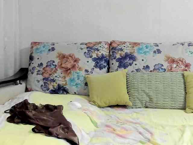 Lisa1225 webcam