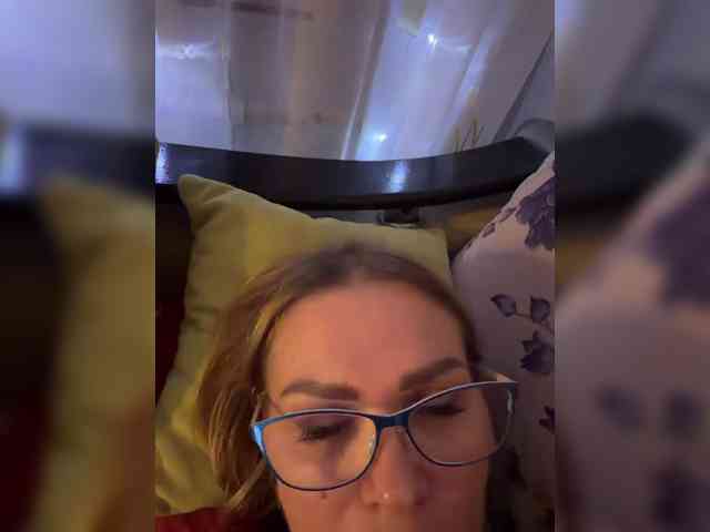 Lisa1225 webcam