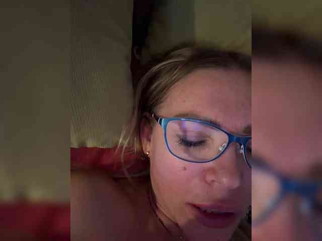 Lisa1225 webcam