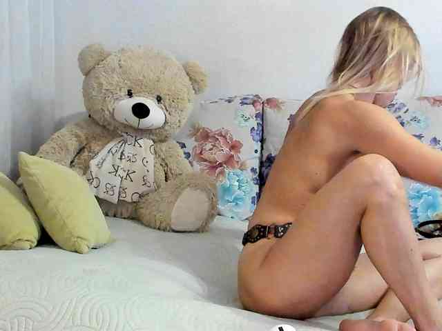 Lisa1225 webcam