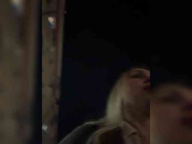 Lisa1225 webcam
