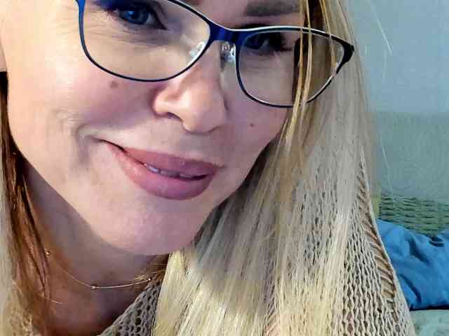 Lisa1225 webcam