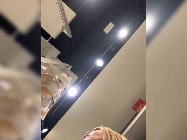 Lisa1225 webcam