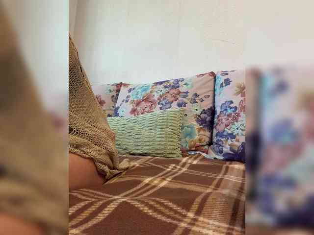 Lisa1225 webcam