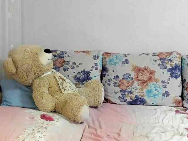 Lisa1225 webcam
