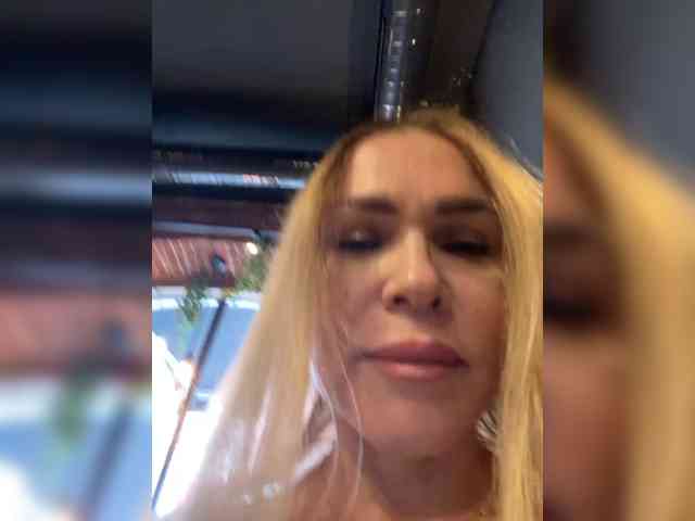 Lisa1225 webcam