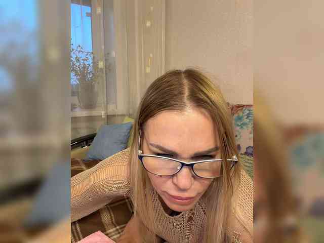Lisa1225 webcam