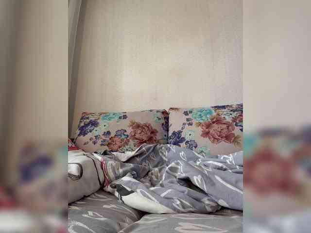Lisa1225 webcam
