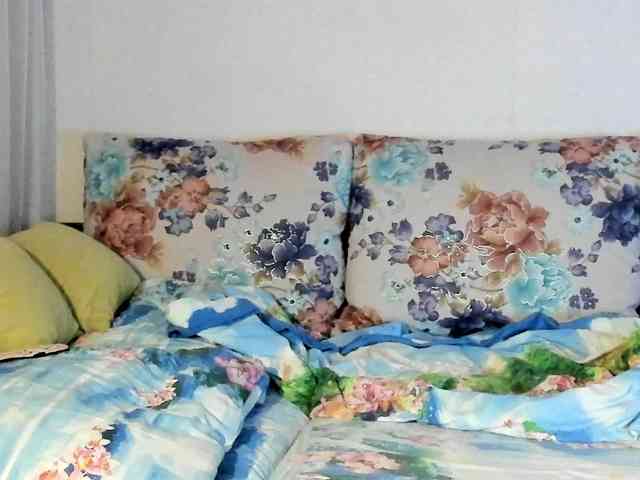 Lisa1225 webcam