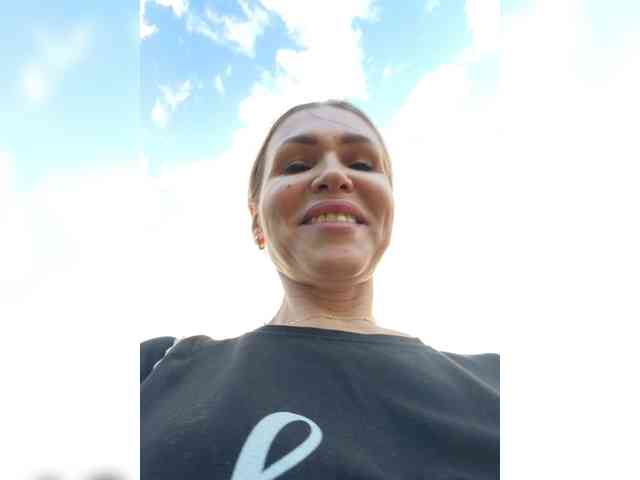 Lisa1225 webcam