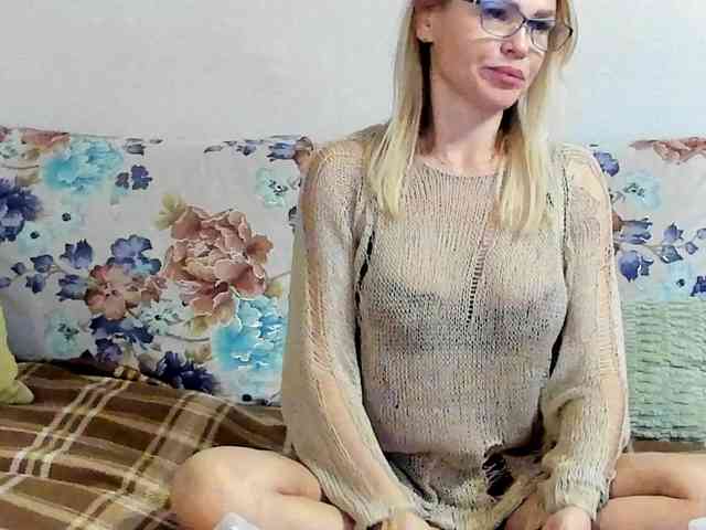 Lisa1225 webcam