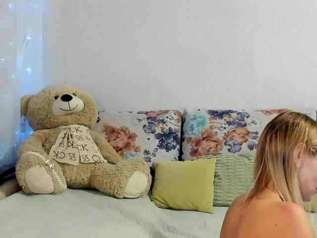 Lisa1225 webcam
