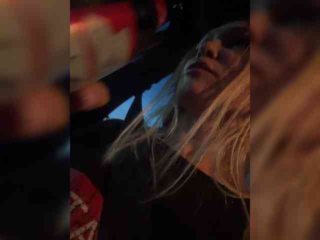 Lisa1225 webcam
