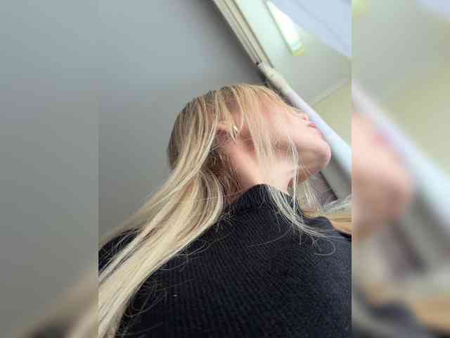 Lisa1225 webcam