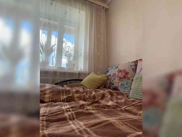 Lisa1225 webcam