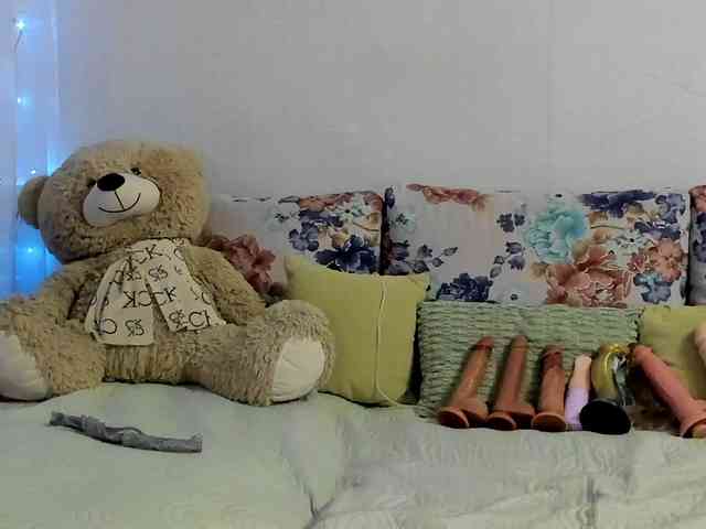 Lisa1225 webcam