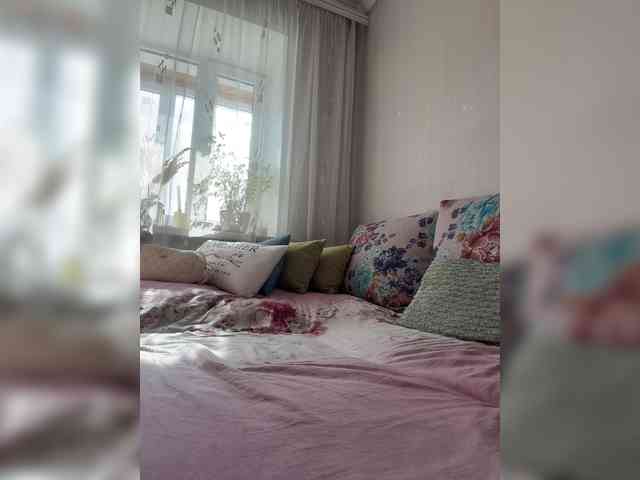 Lisa1225 webcam