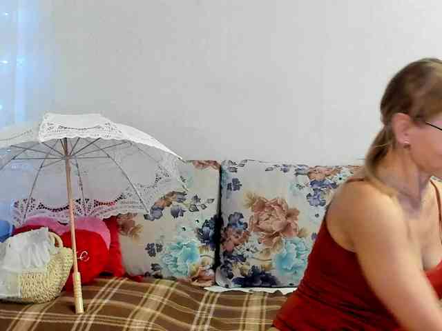 Lisa1225 webcam