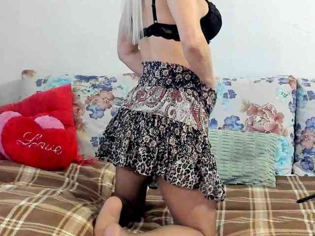 Lisa1225 webcam