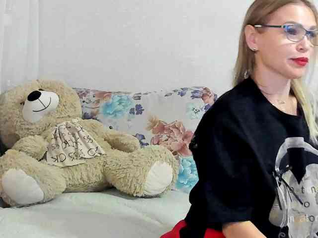 Lisa1225 webcam