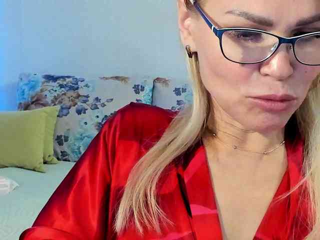 Lisa1225 Live Webcam on BongaCams