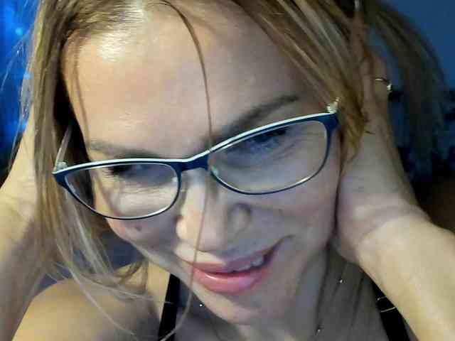 Lisa1225 Sex Cam Show