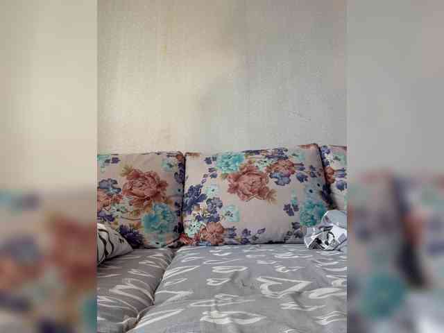 Lisa1225 webcam