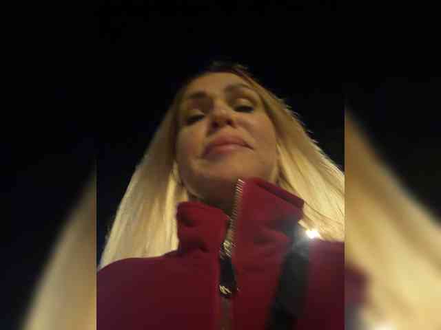 Lisa1225 webcam