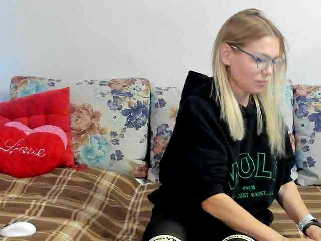 Lisa1225 webcam