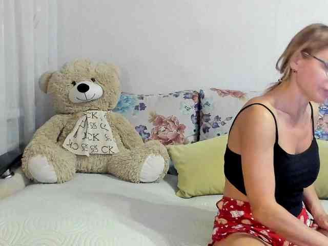 Lisa1225 webcam