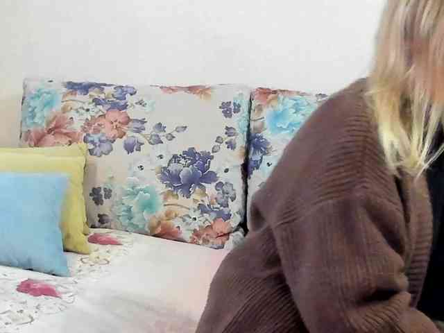 Lisa1225 webcam