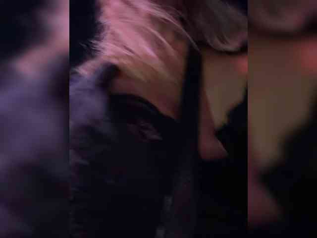 Lisa1225 webcam