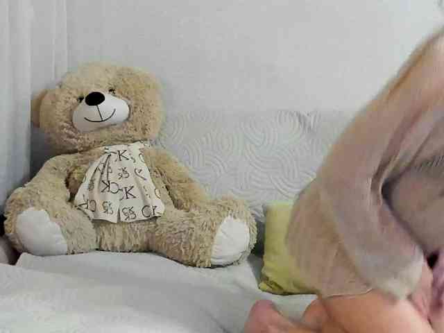 Lisa1225 webcam