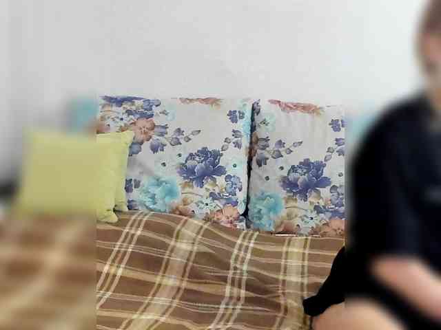 Lisa1225 webcam