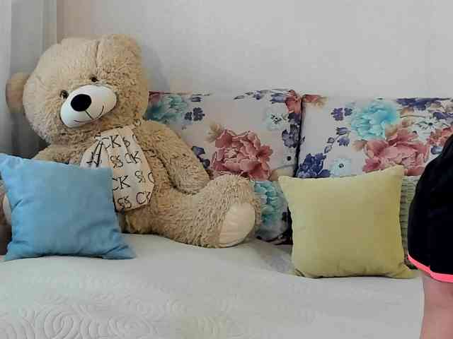 Lisa1225 Live Webcam on BongaCams