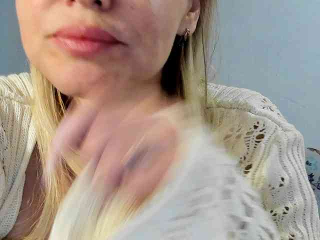Lisa1225 webcam