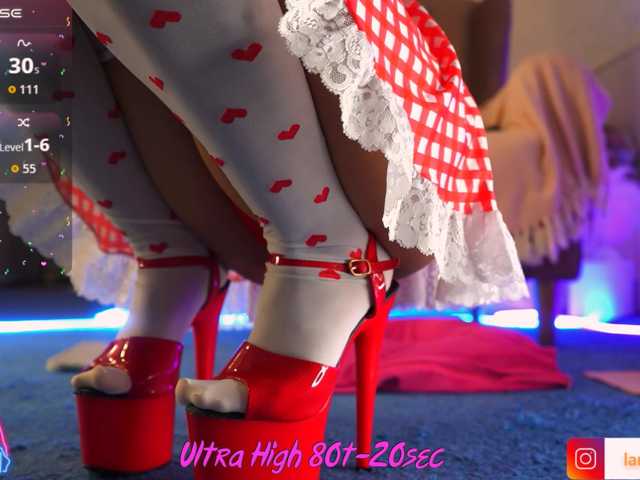 le modèle CassieKriss8537 est en webcam porno dans un show sur le site bongacams, il possède les tags suivants: White/Caucasian,Blonde,Shaved
