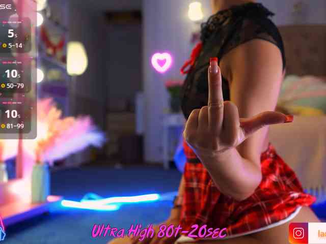 CassieKriss8537 webcam