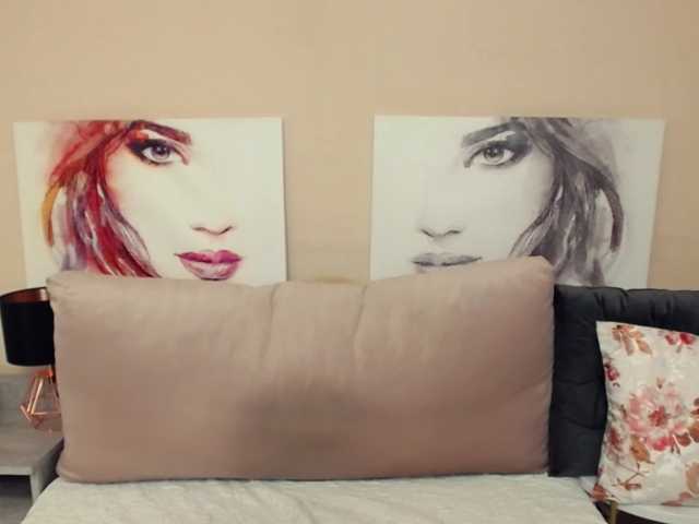 SophieKiss live cam on BongaCams