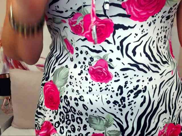 SophieKiss webcam