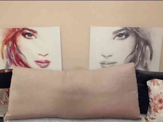 SophieKiss webcam