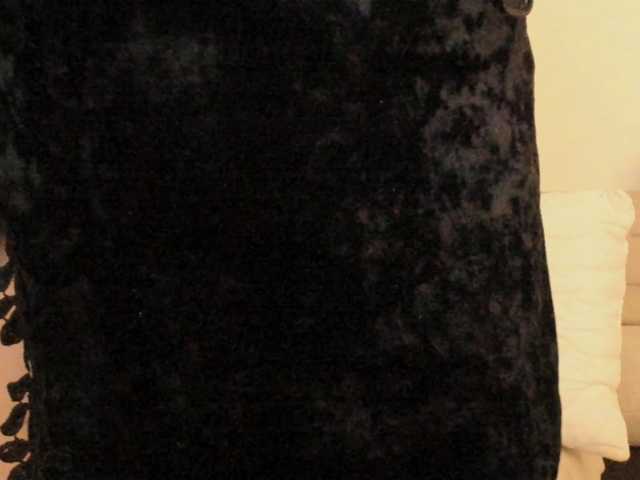 LadyJanine's BongaCams show and profile