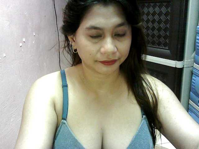peenastyfame live cam on BongaCams