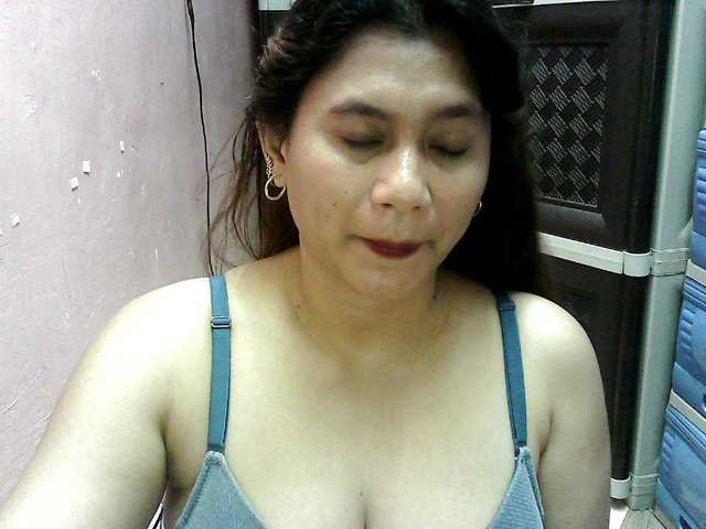peenastyfame live cam on BongaCams