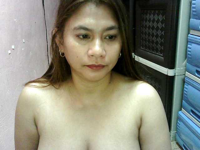 peenastyfame live cam on BongaCams