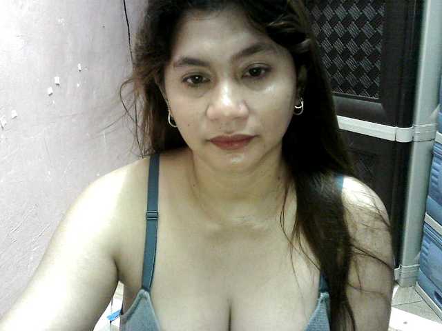 peenastyfame live cam on BongaCams