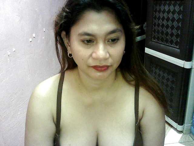 peenastyfame live cam on BongaCams
